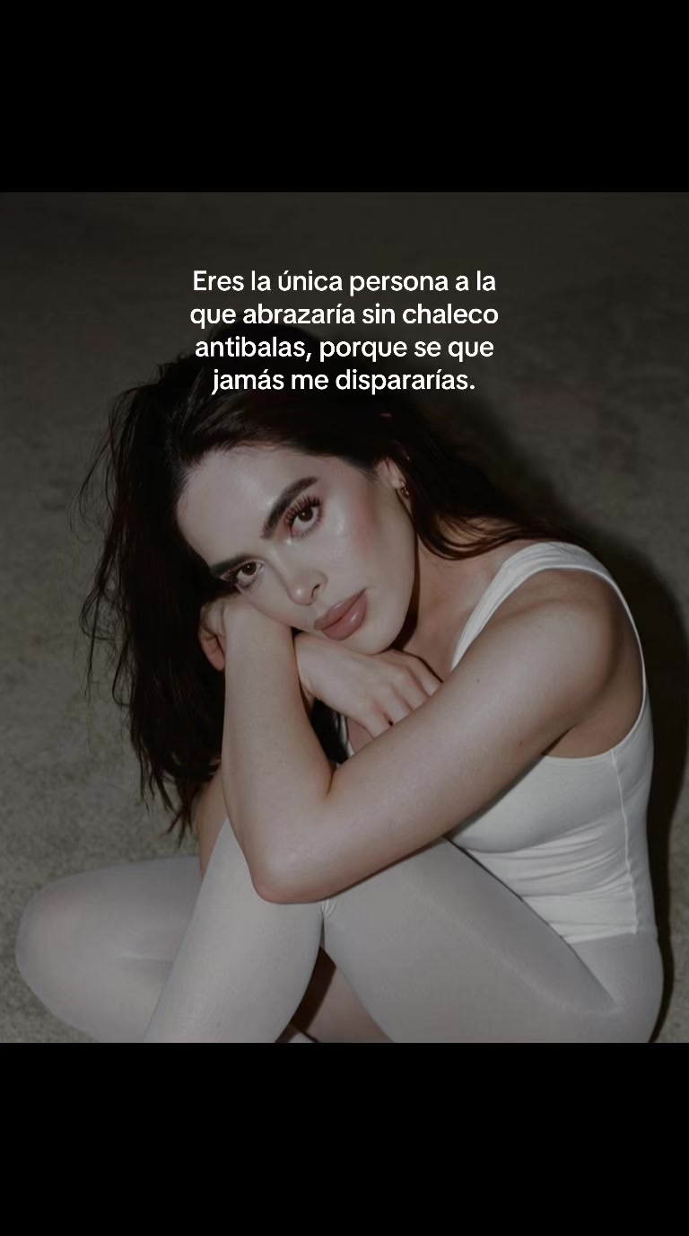 @Vecina Guera