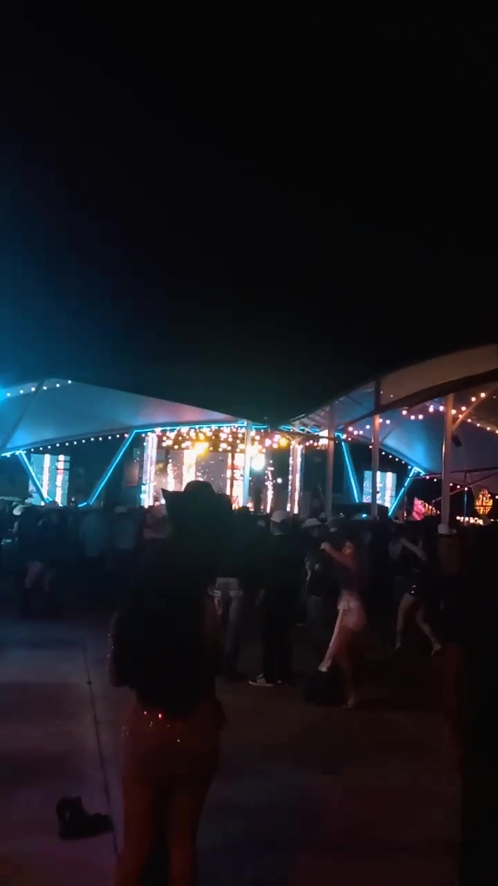@Ely ❤️🔥
