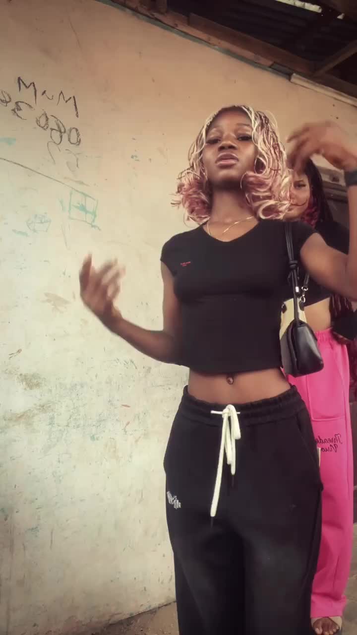 @🤎𝓑𝓡𝓞𝓦𝓝𝓘𝓔🇳🇬🌸🌹