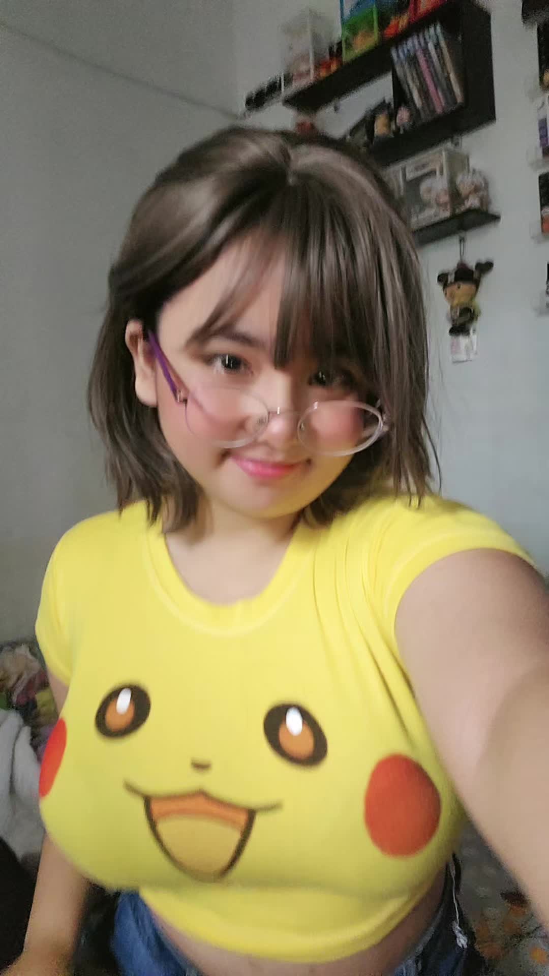 @Queenchiii