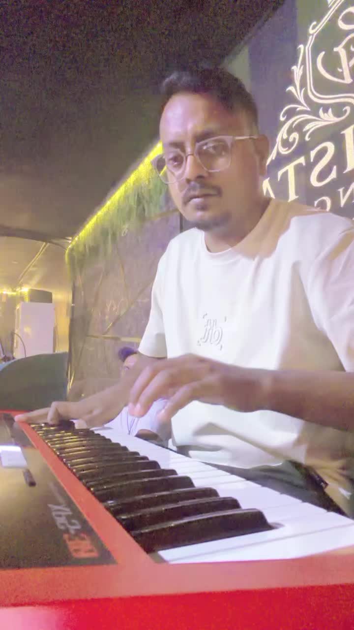 @roopchouhanofficial