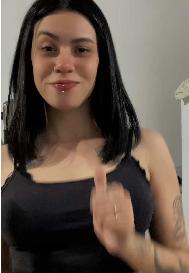 @B Á H