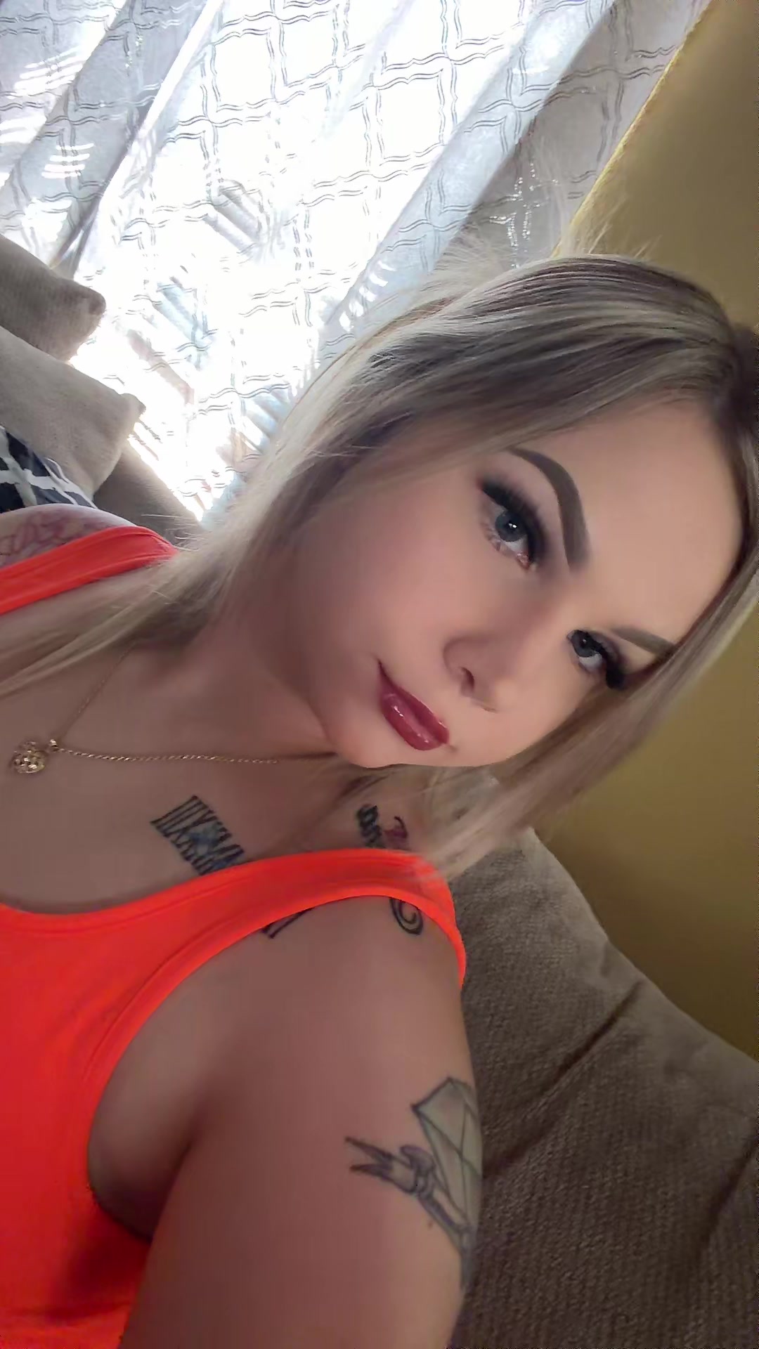 @okkchristinaaa