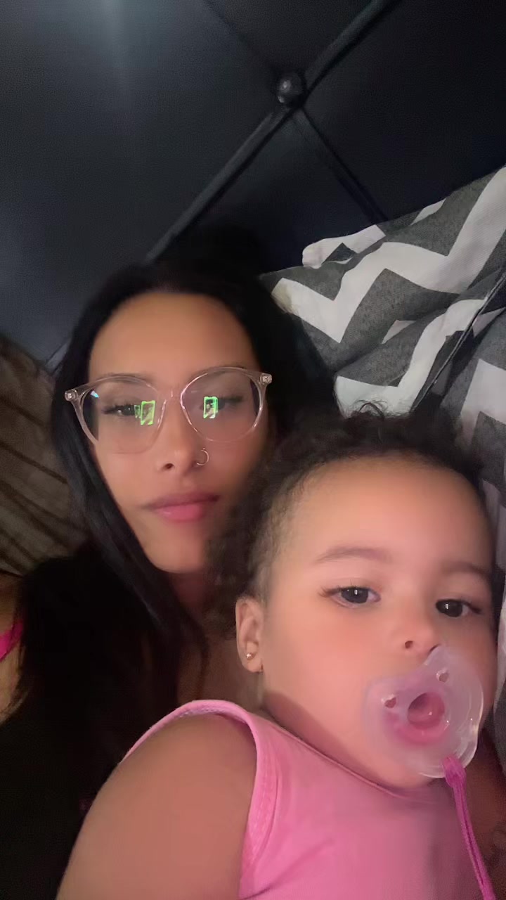 @Carolzinha00