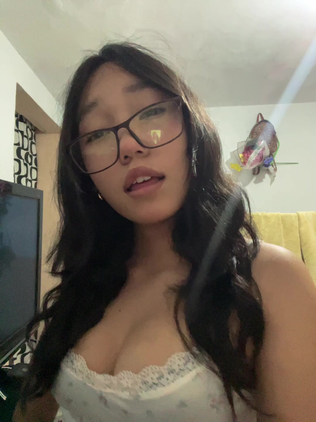 @🦦