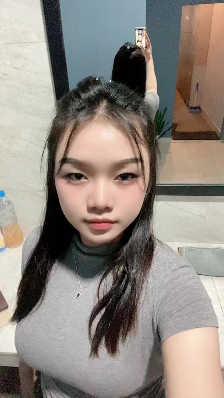 @Fani🦋