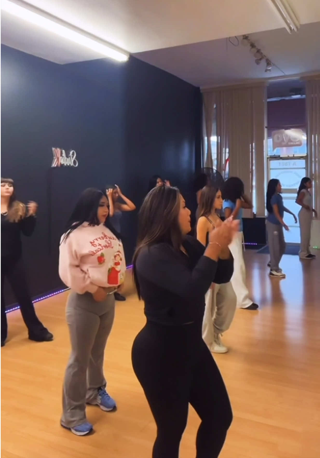 @StudioK