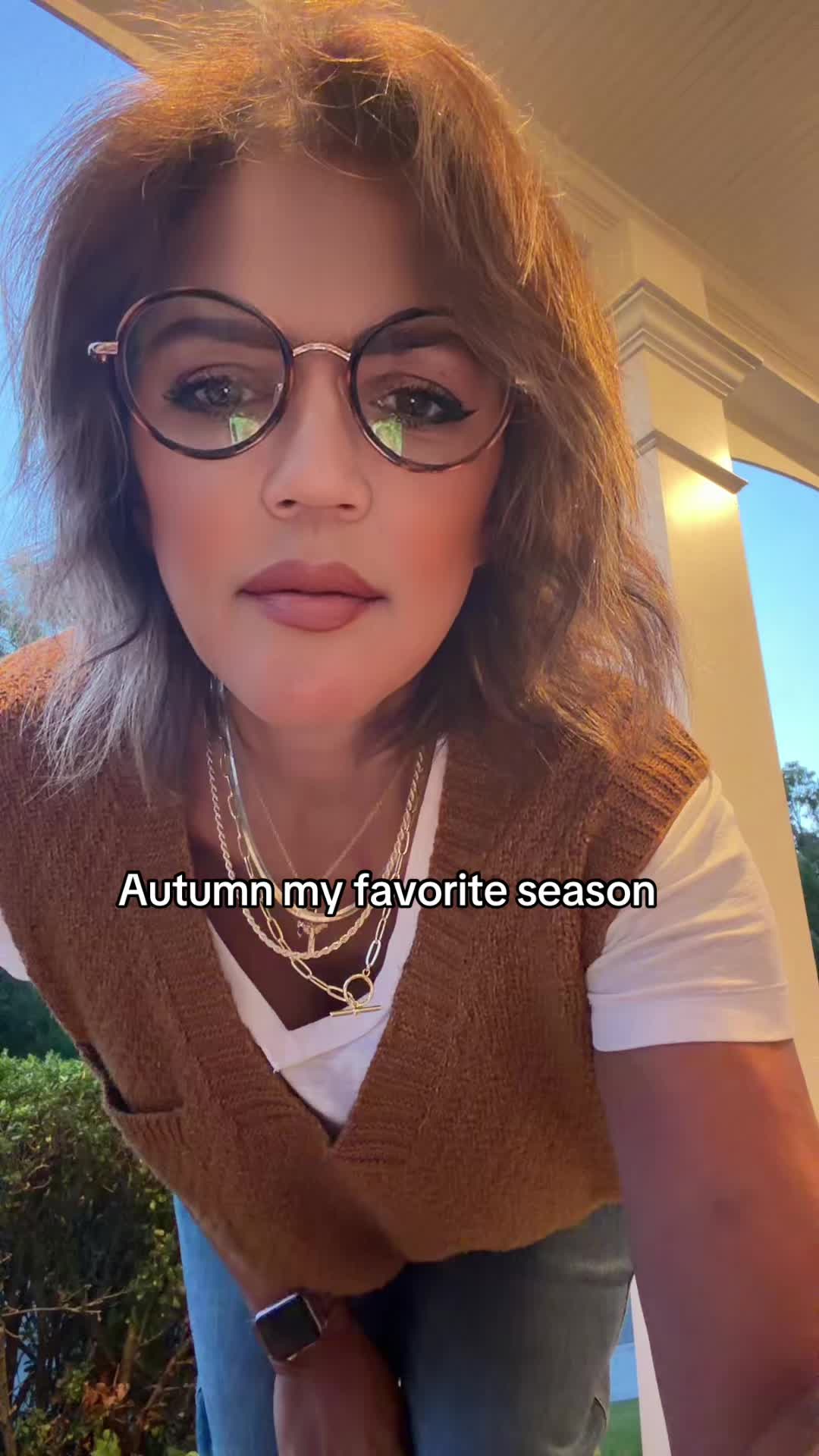 @Demi