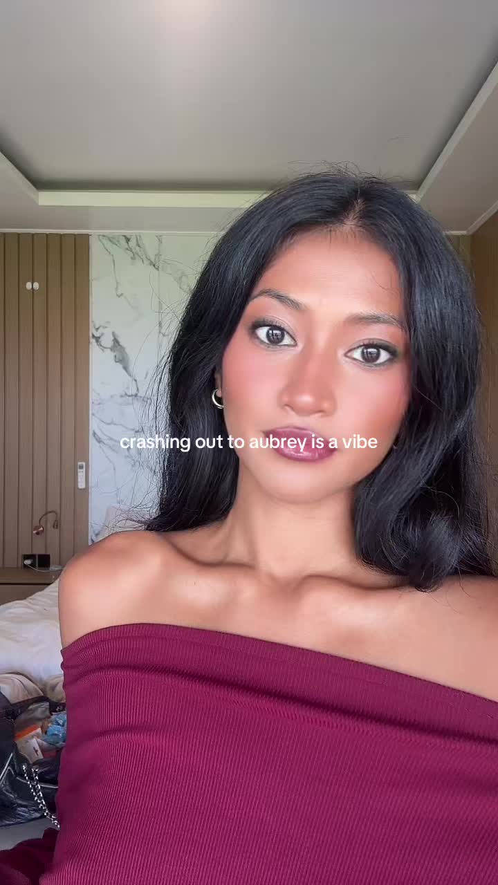 @andinealaia
