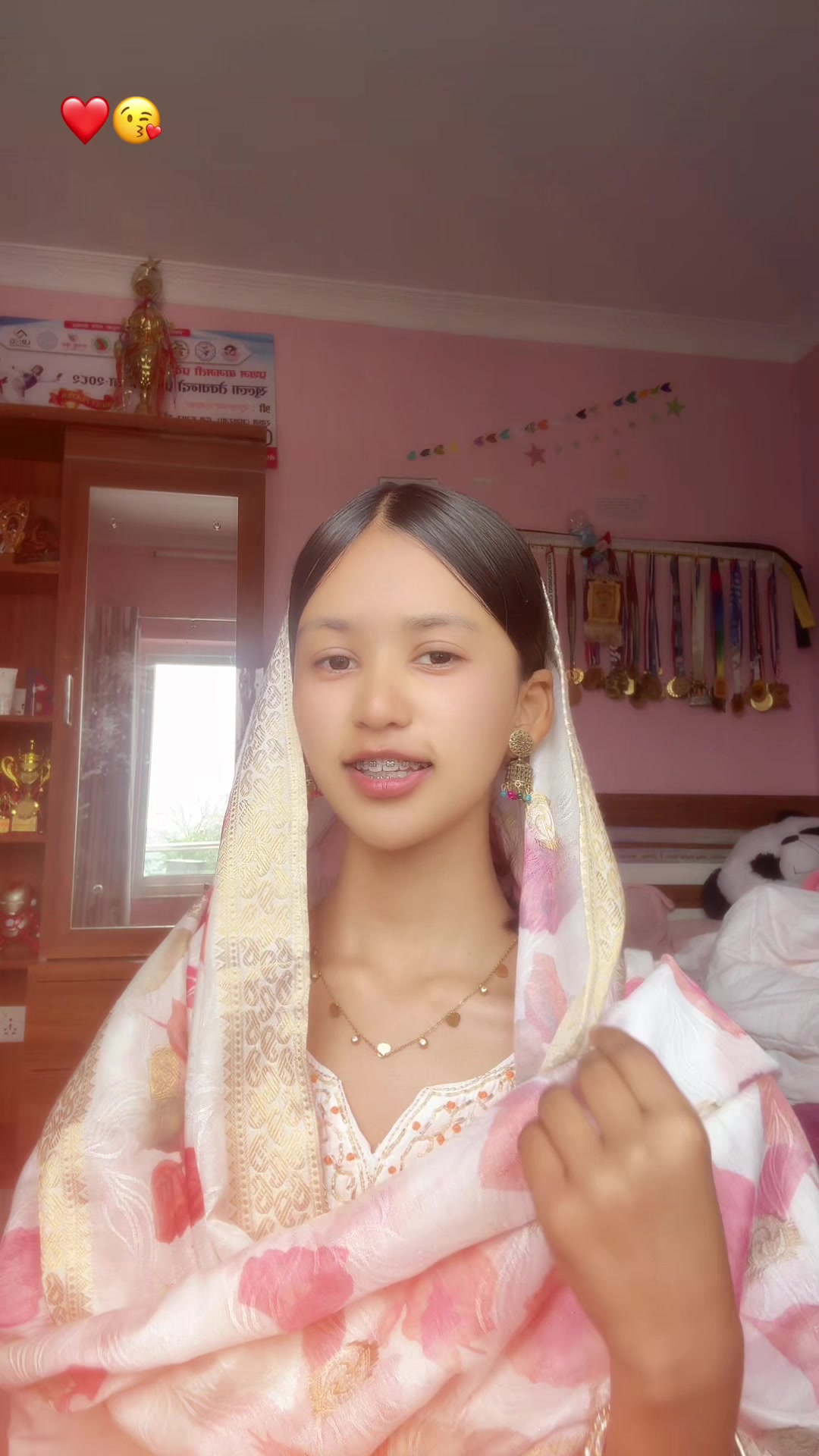 @SANDHYA🫂💞