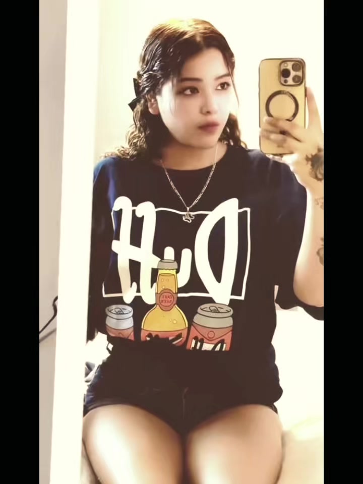 @Kari Gonzalez 🩷🖇️🤠