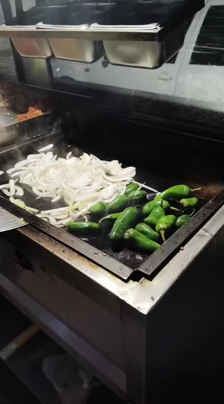 @Tacos "Los Primos" 🌮