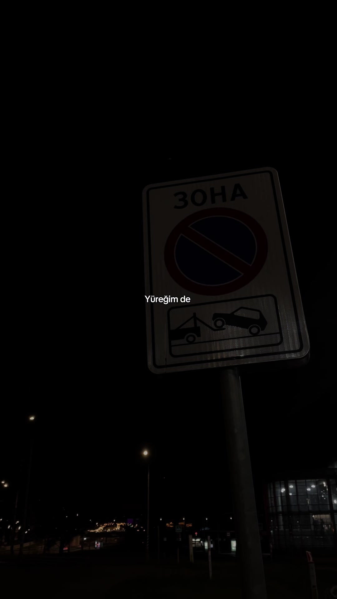 @𝓨.