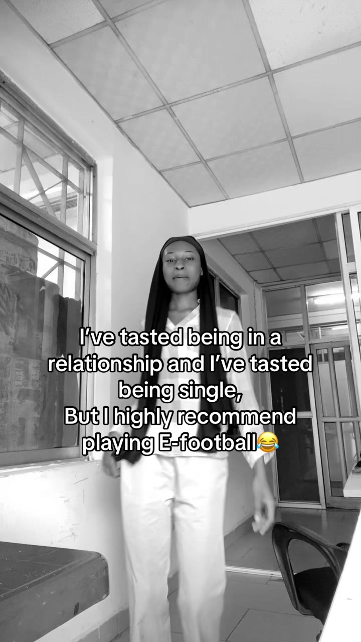 @BEE💕❤️