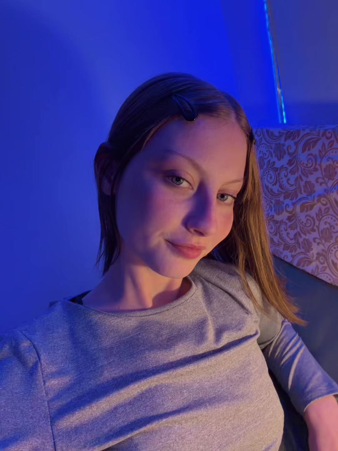 @abru