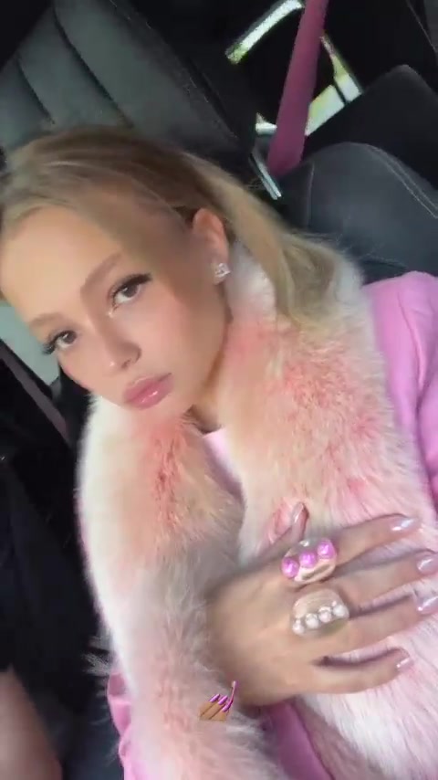 @V 🖤