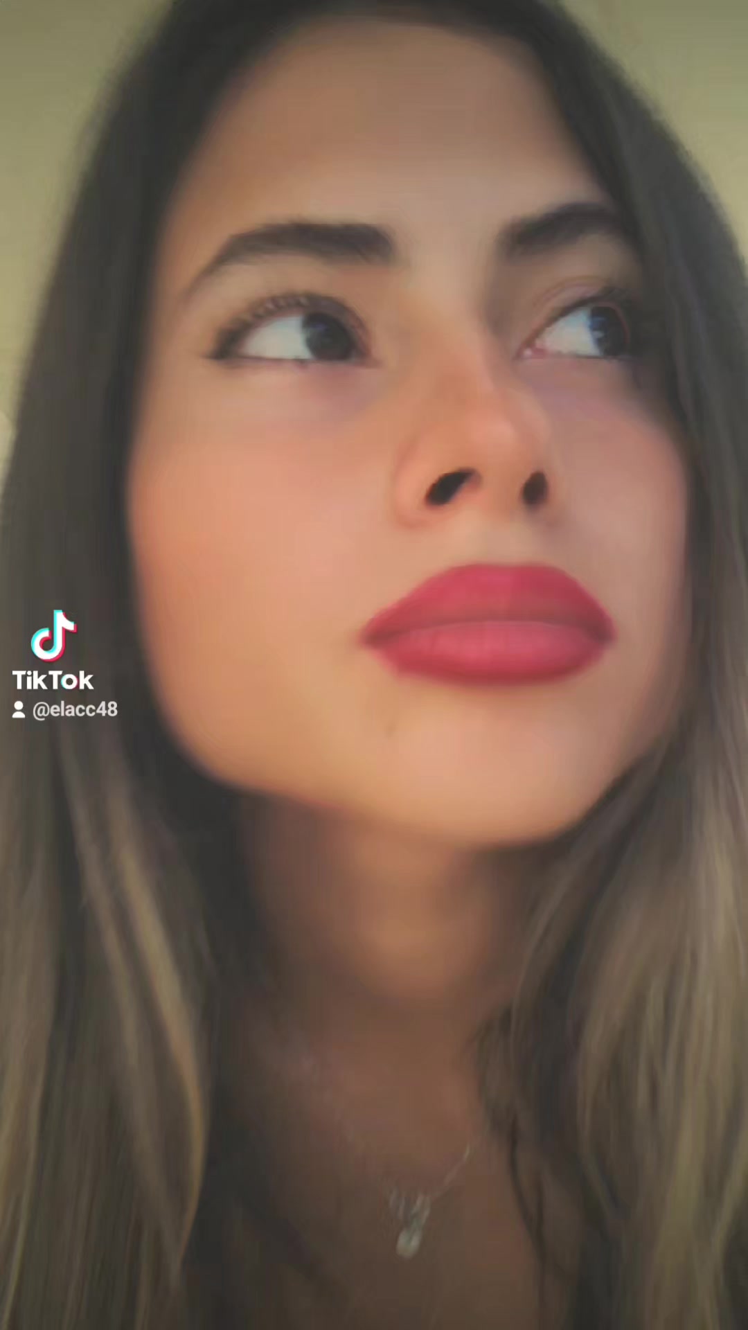 @ElaCC