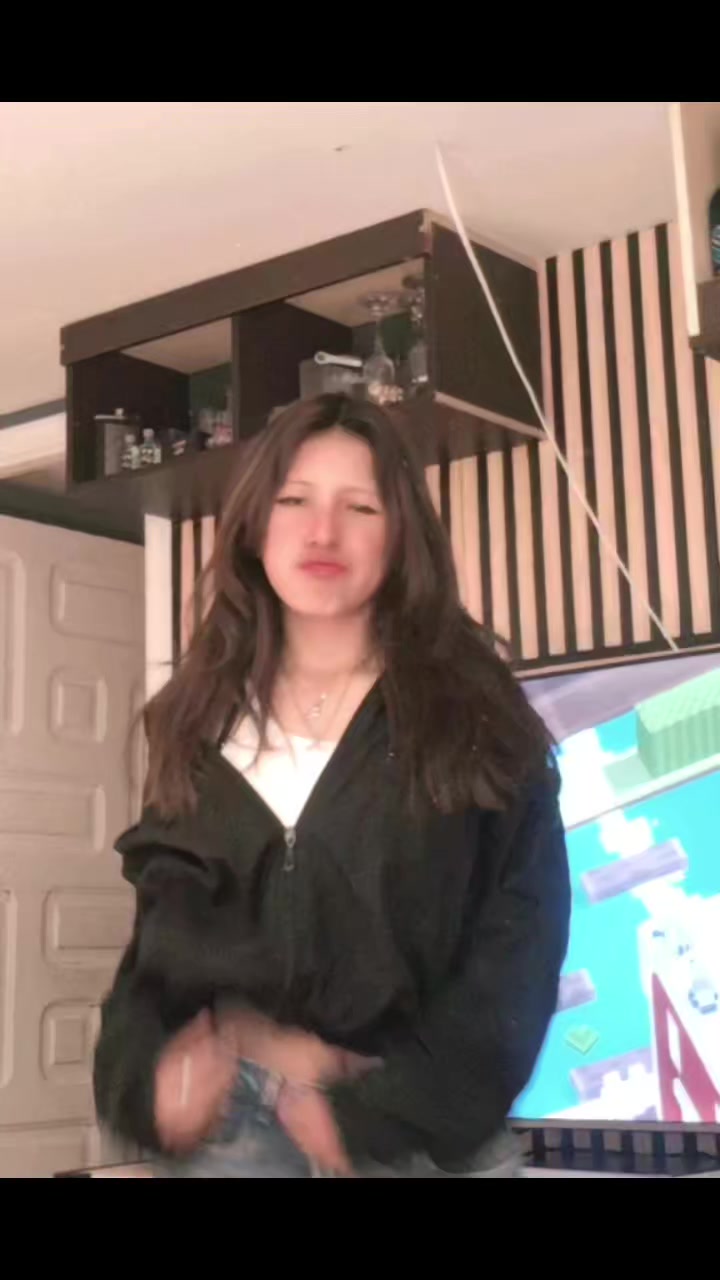 @𝓓𝓪𝓷𝓷𝓪 🪐
