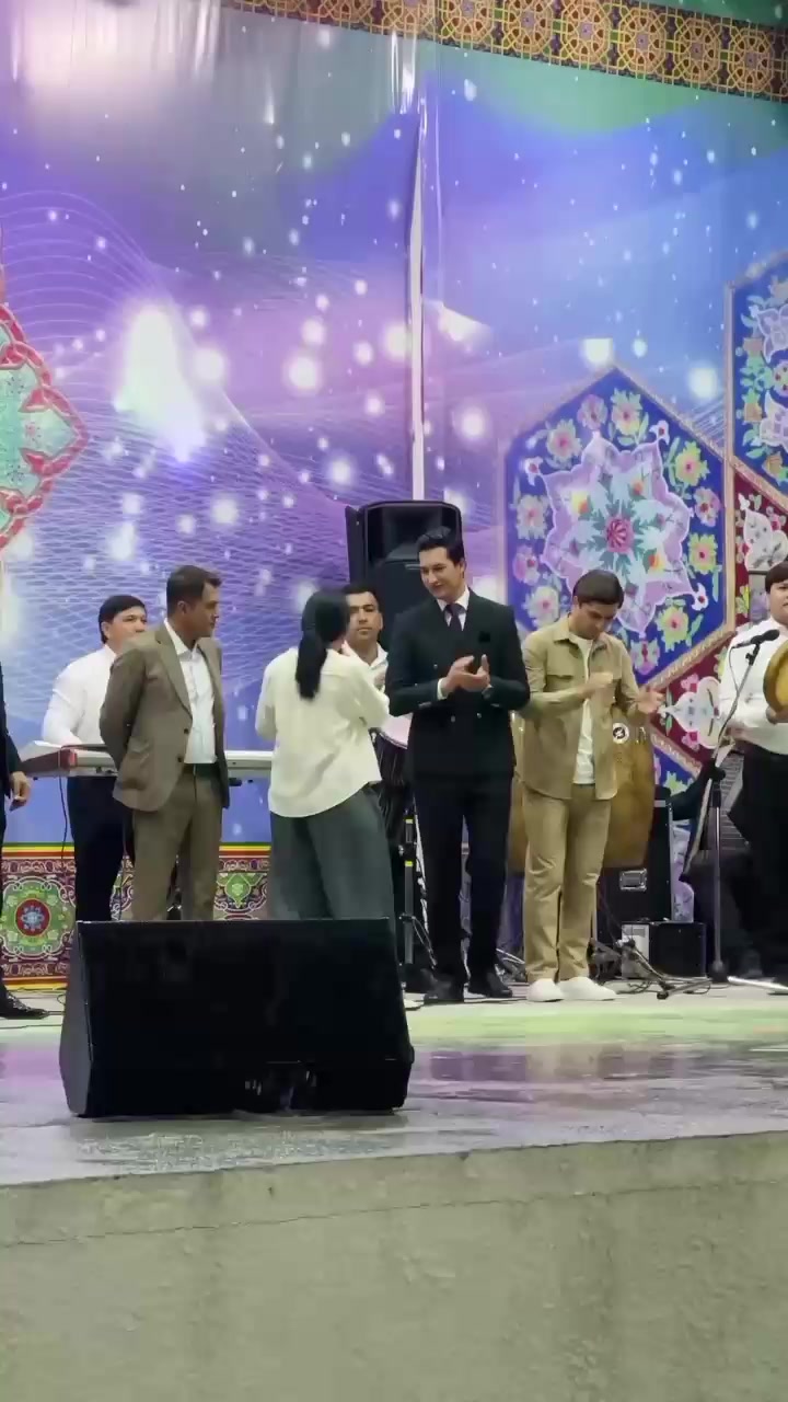 @Азизчон канибодом🇹🇯🇹🇯