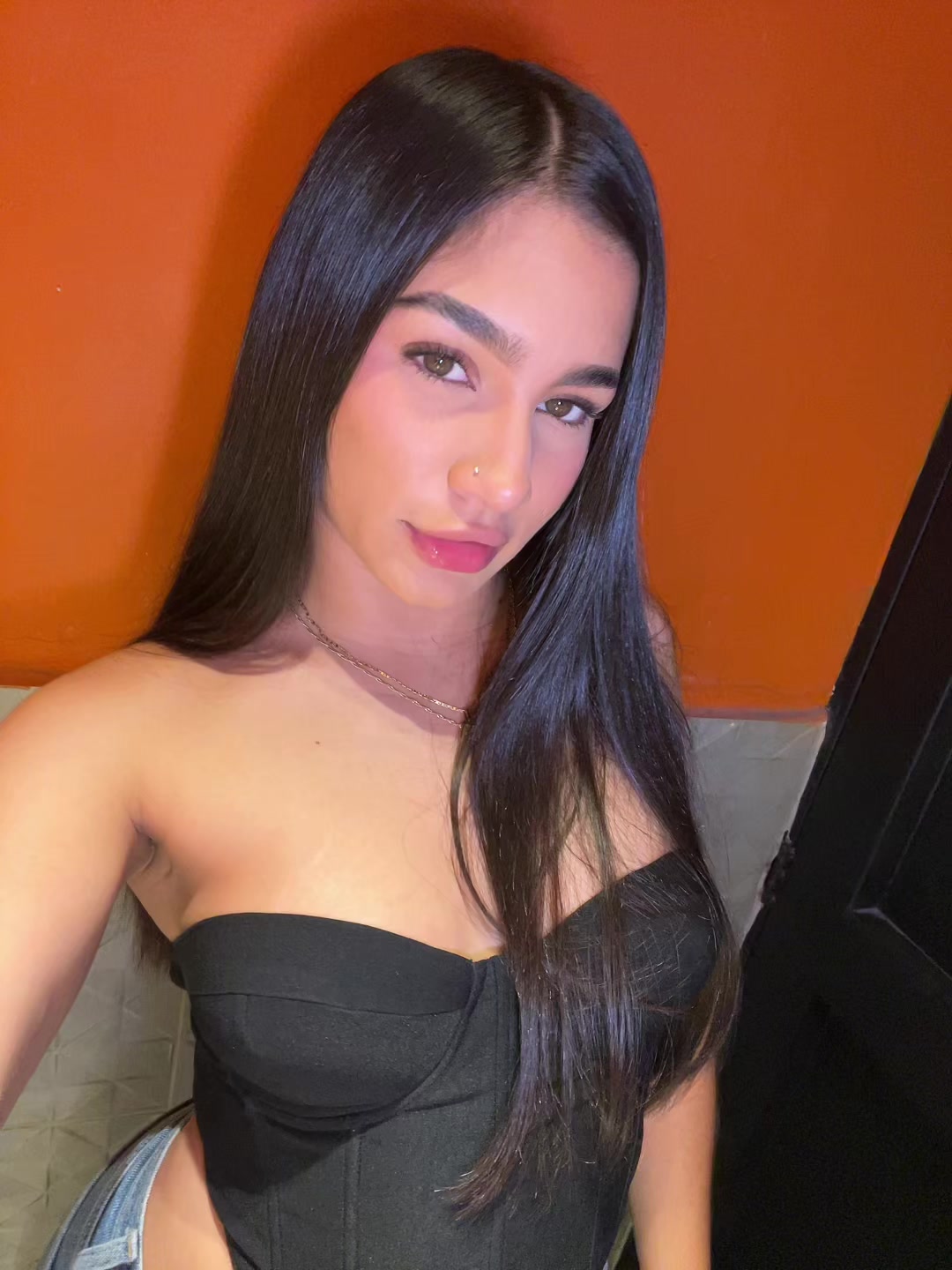 @Valentina