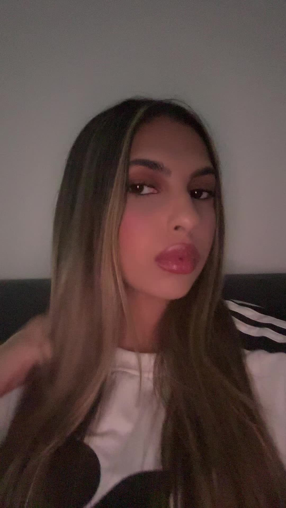 @🐣