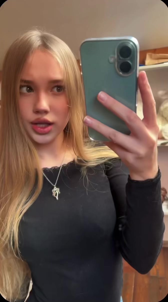@HeavenlyBlonde