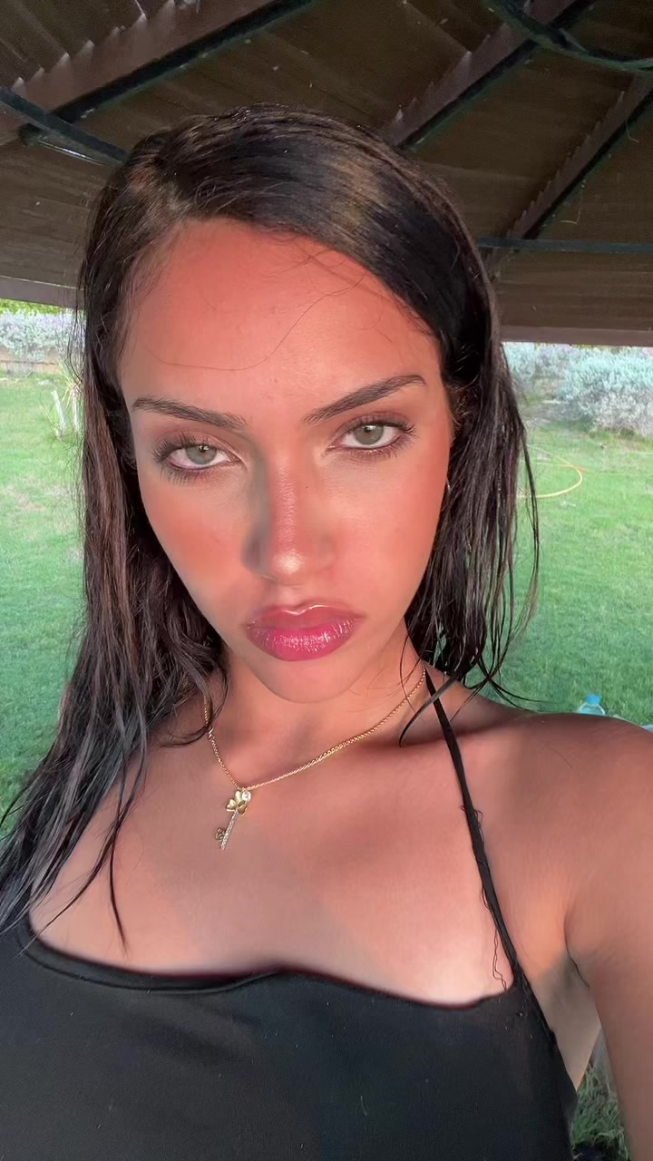 @yassmine