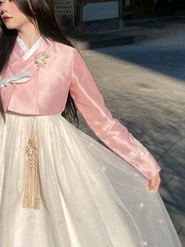 @៹ma̶i ♡̲𝆬 𝓣su͜ki𝓼 1# wif︭e