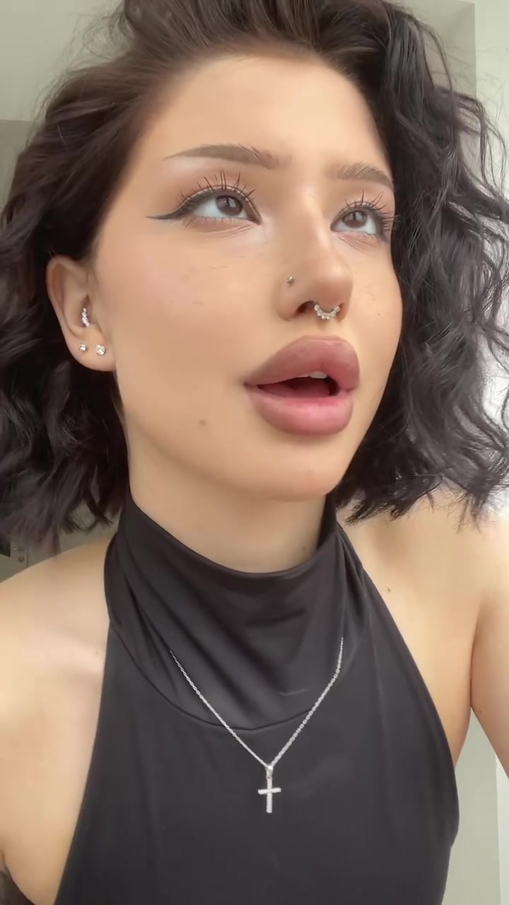 @sofiakamli