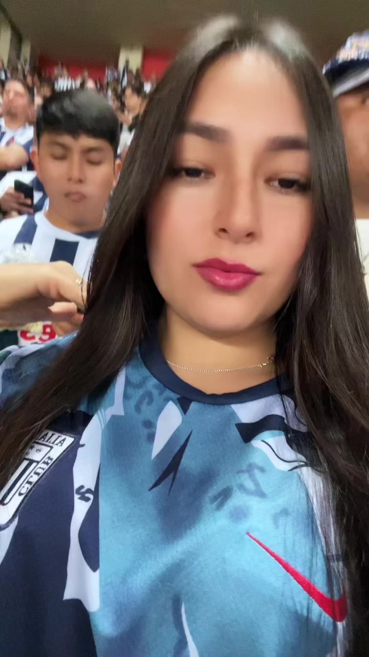 @🐺🐻🇵🇪𝐍ᴱ𝐋ʸ👸🦈🇬🇹