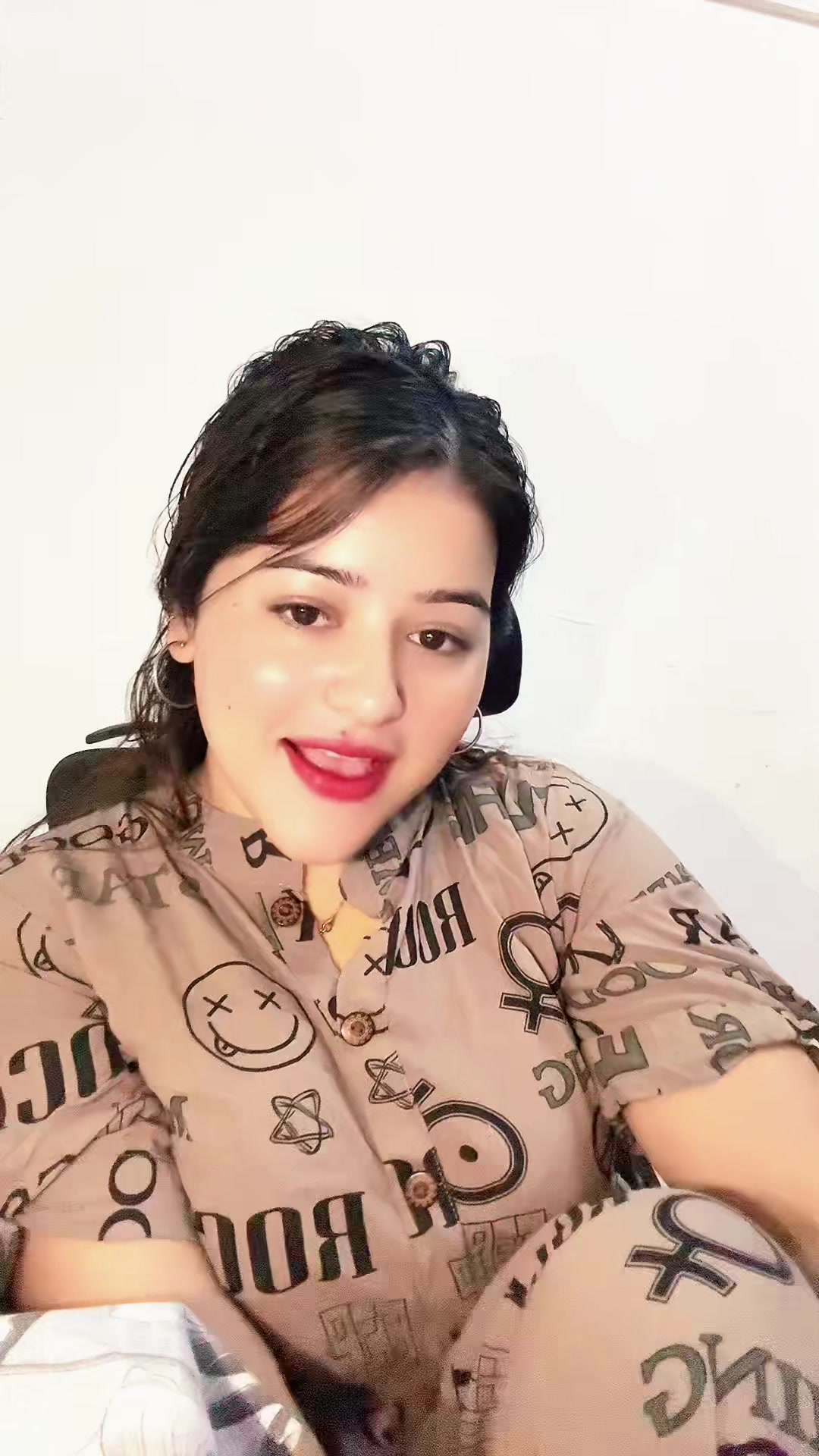 @Depika🇳🇵❤🇶🇦