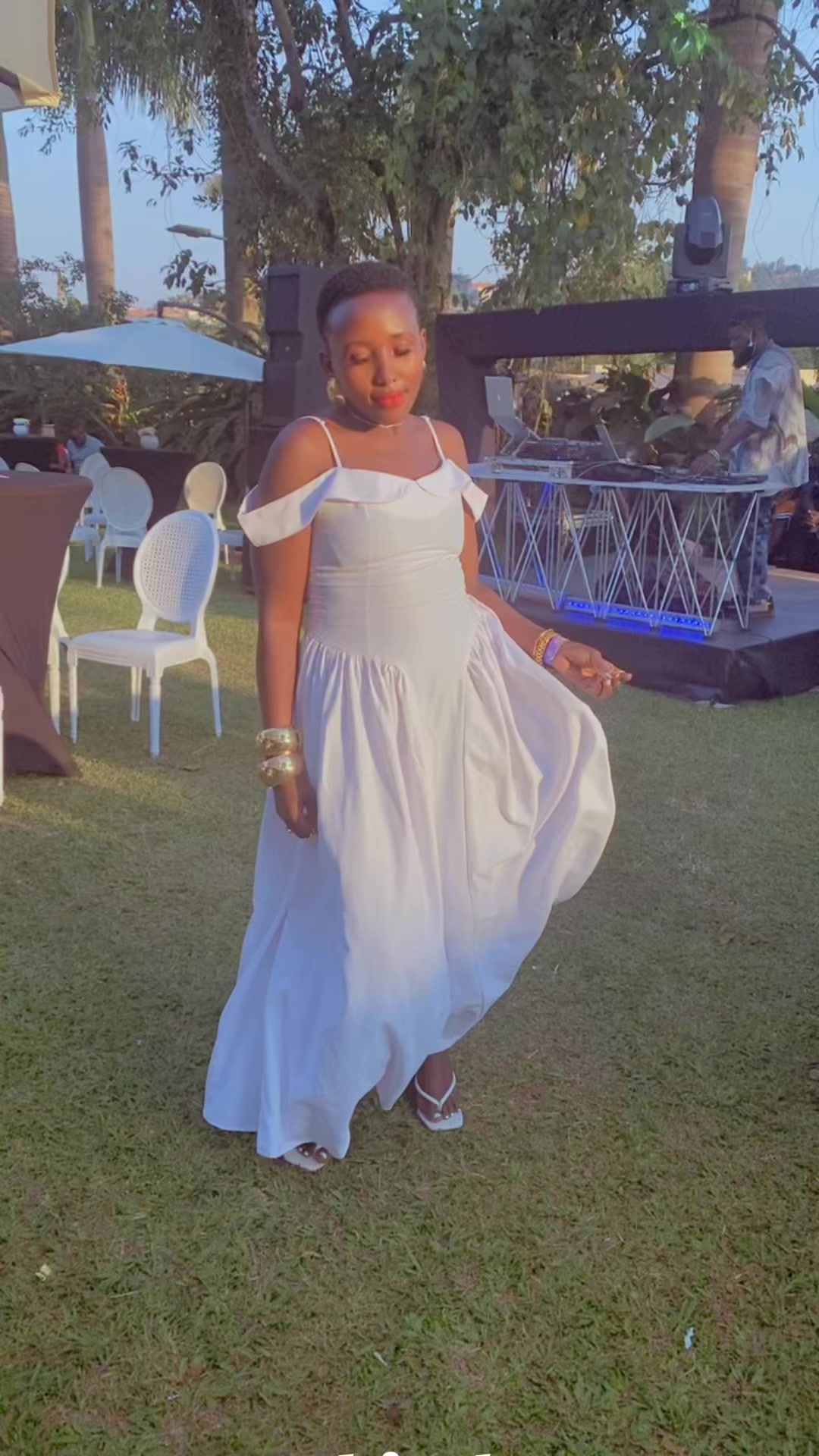 @Empress Adel Ti 🇺🇬🇩🇪