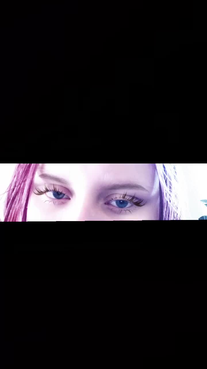 @Sophie🦋🎙
