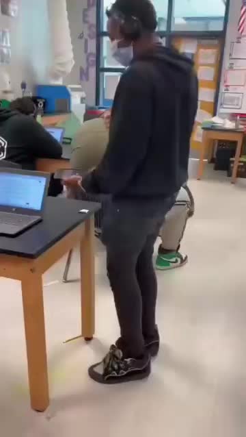 @chrispaidfr15