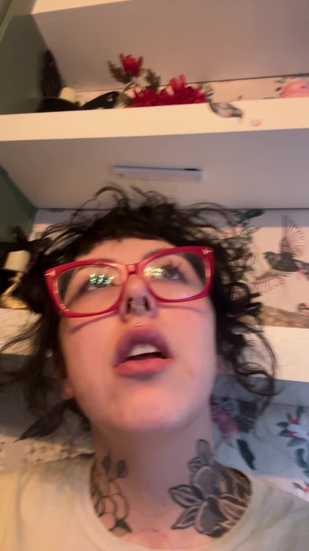 @Chloee