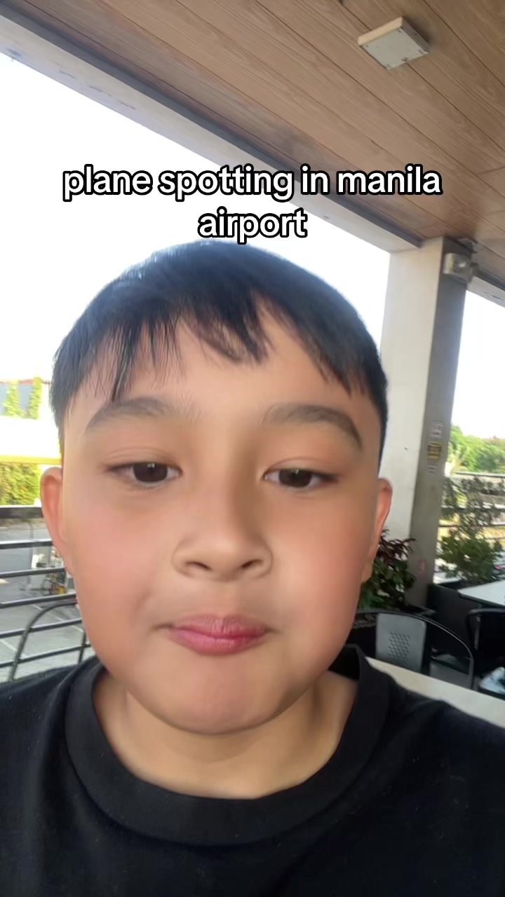 @Zid The PlaneSpotter📱✈️