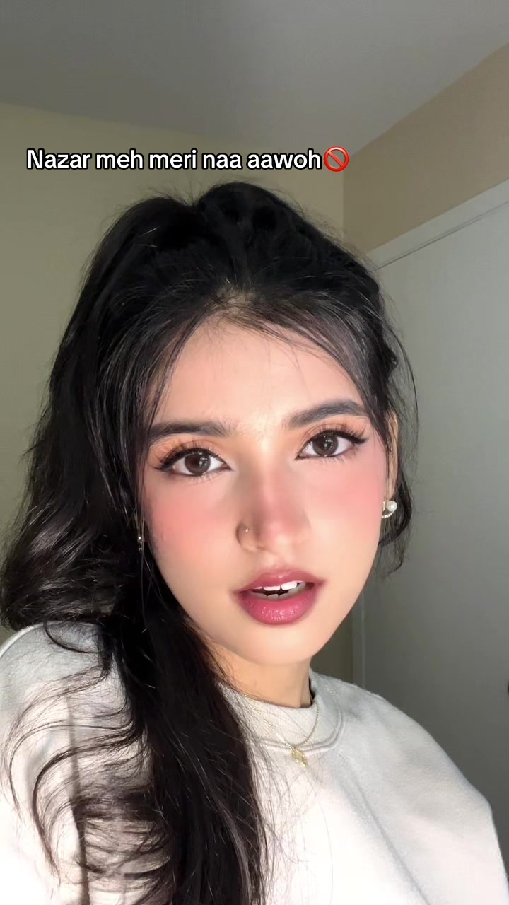 @Aaradhana 💫