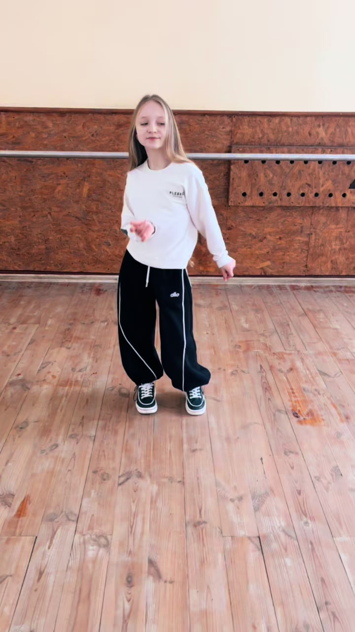 @Альона