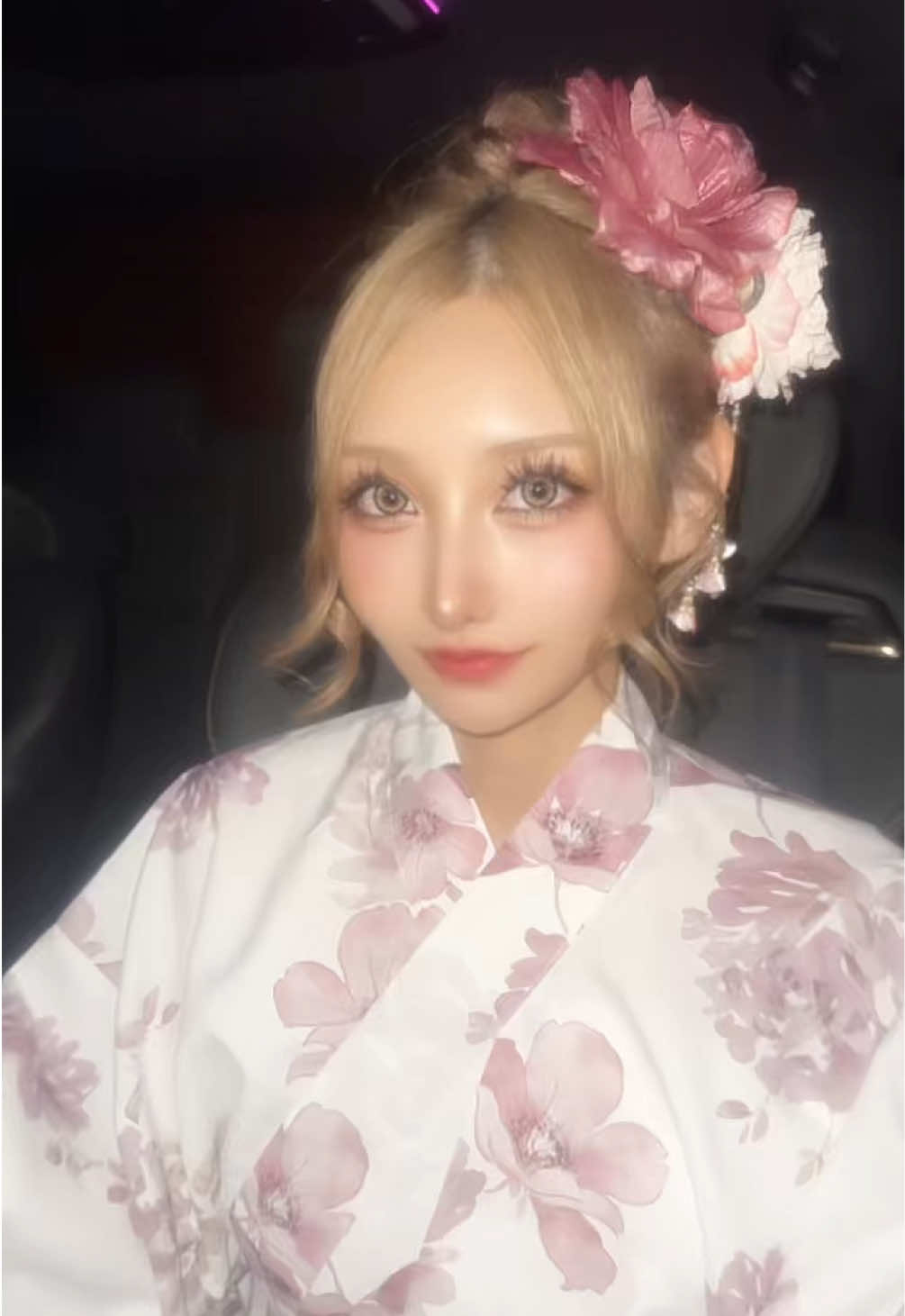 @ねおん