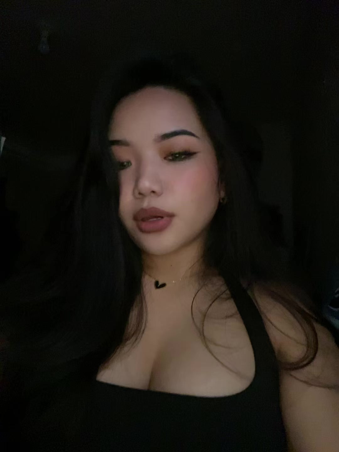 @T