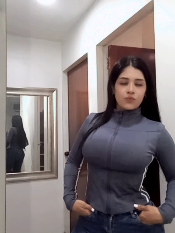 @Ani💙🇻🇪