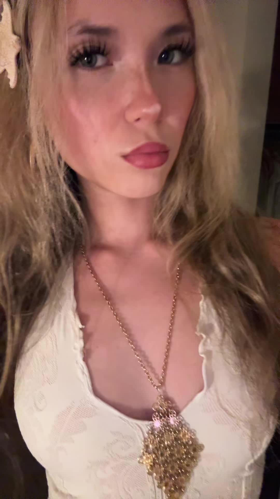 @fairyyjuana