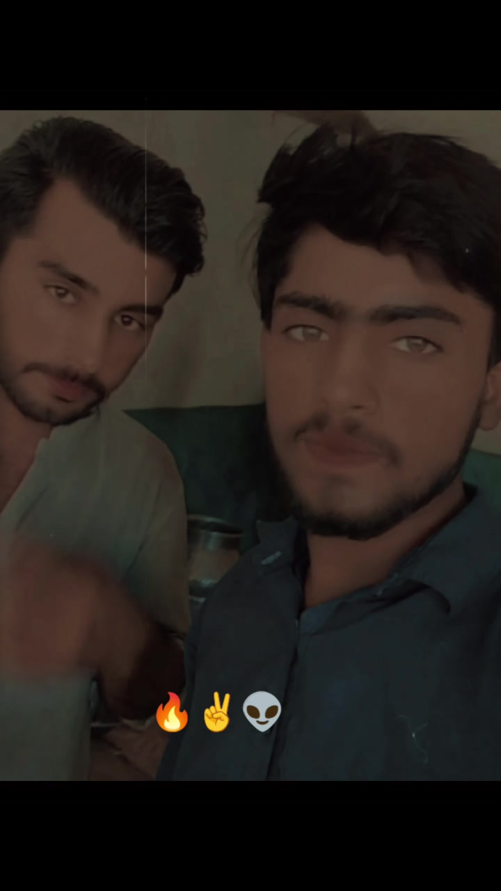 @Zeeshanali