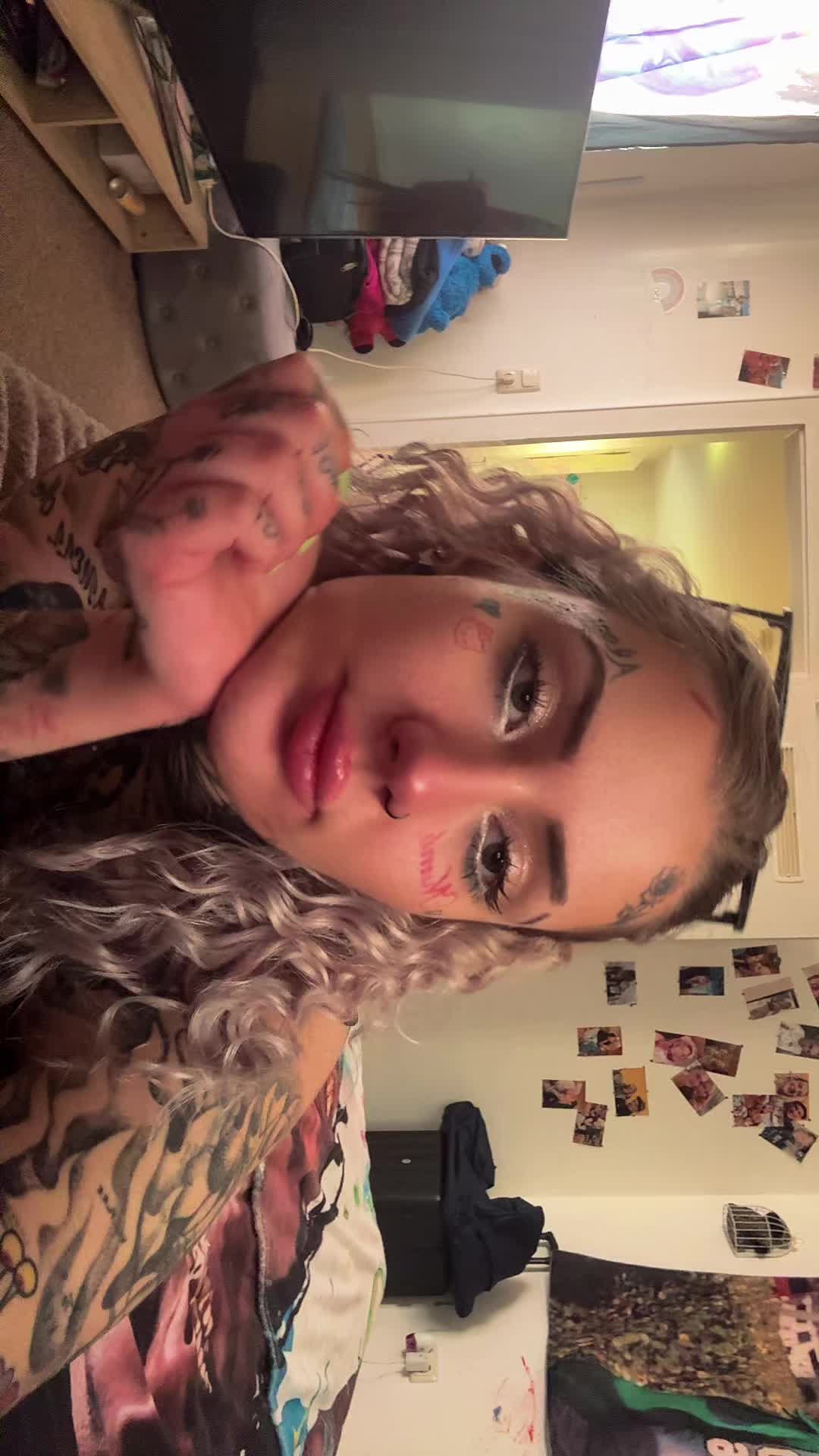@MELLYS WIFEY 🫶🏻