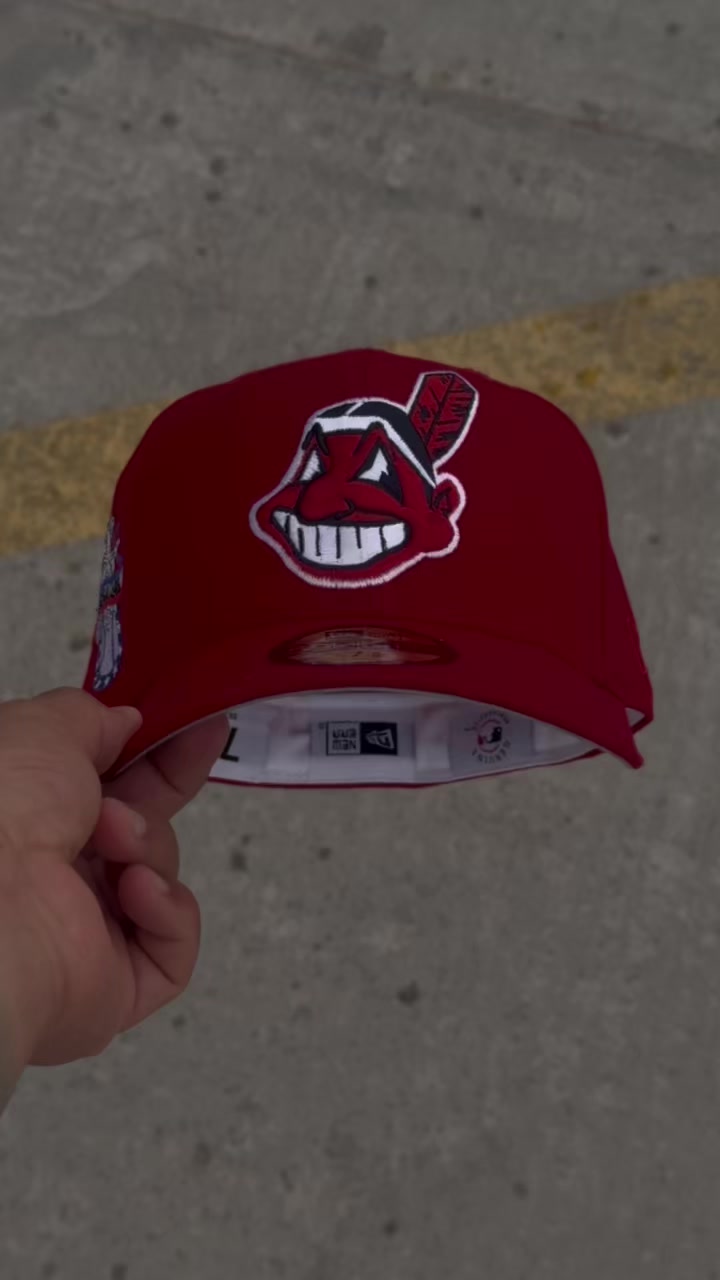 @Menni Leon Caps