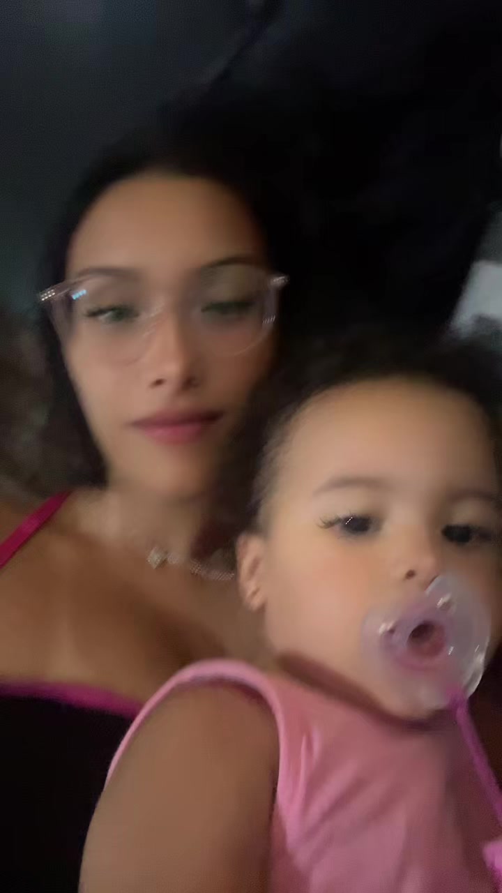 @Carolzinha00