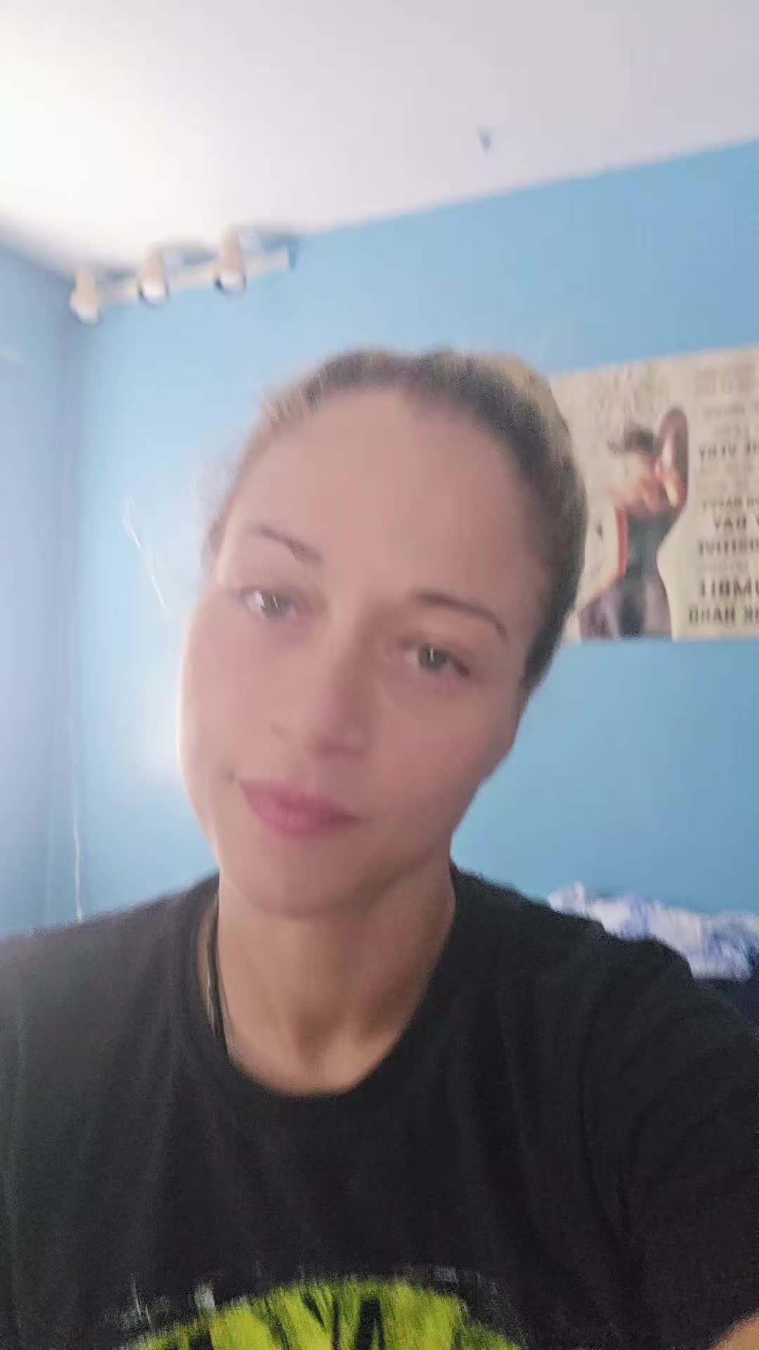 @Jennydontfollow