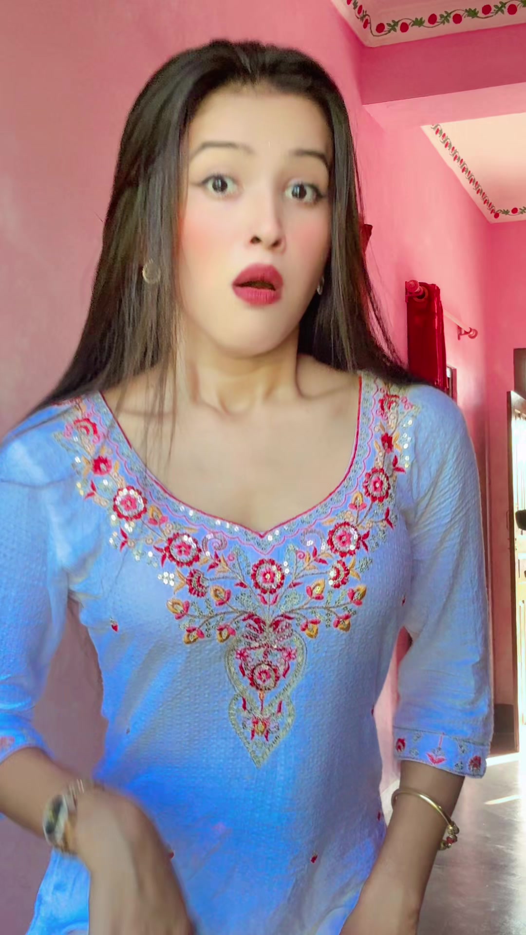 @khushi Neupane
