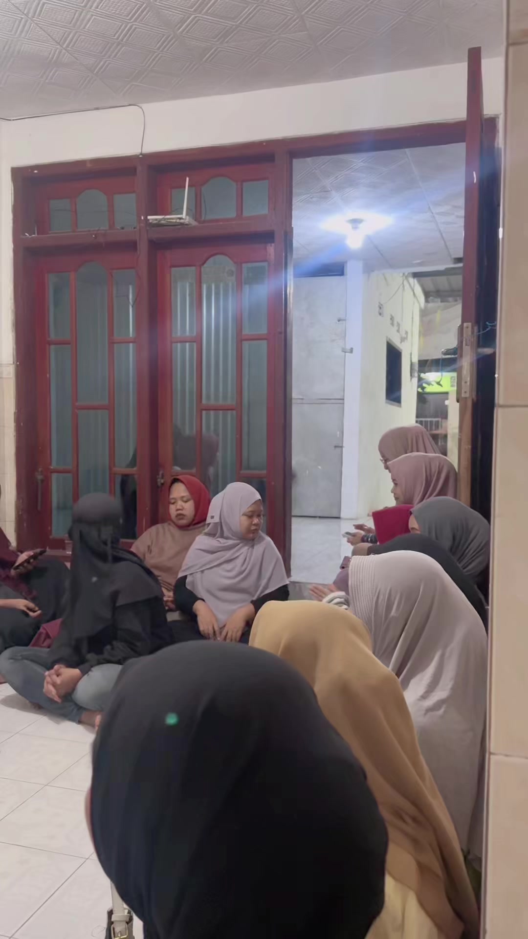 @jajan mbak sari