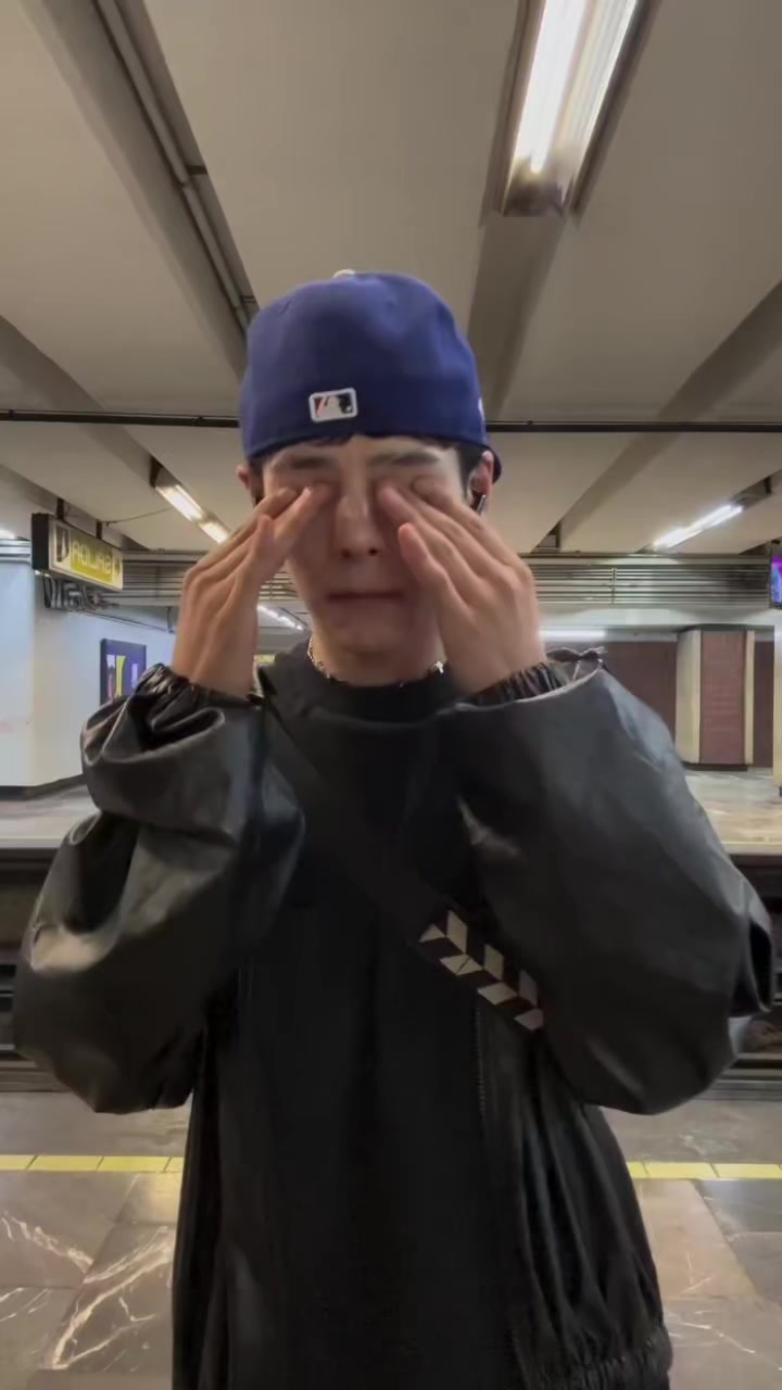 @๐ด๐จ๐ป โโโโแตฅโโ๐ธแตขโโ ๐๐๐ค๐ฆ